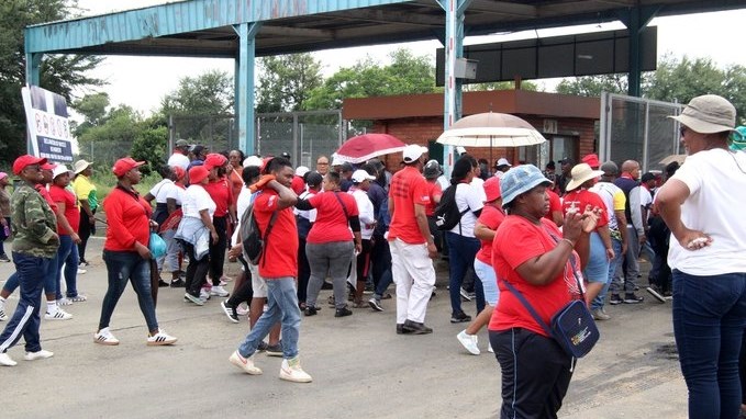 Nehawu strike: Staff return to work but Pelonomi still a concern | News Article