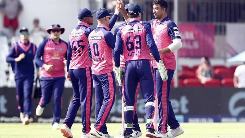 Royals beat the Super Giants by 10 runs | News Article