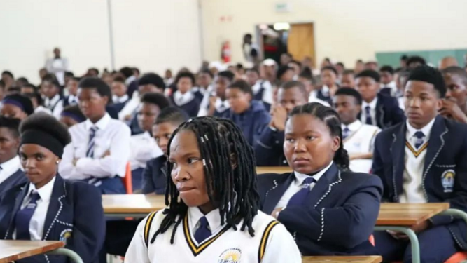 Matric examinations began without problems in Free State | News Article