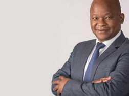 Kieshof moet Zuma se insluiting op stembrief verduidelik – politieke ontleder  | News Article
