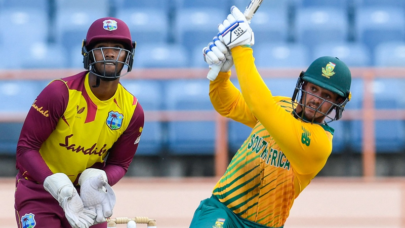 De Kock breaks into T20 top 10 | News Article