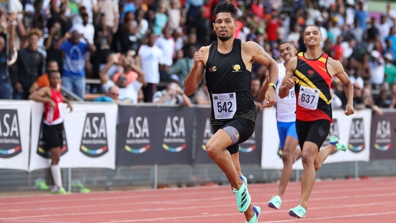 Van Niekerk back to his best at SA Champs Van Niekerk back to his best at SA Champs | News Article