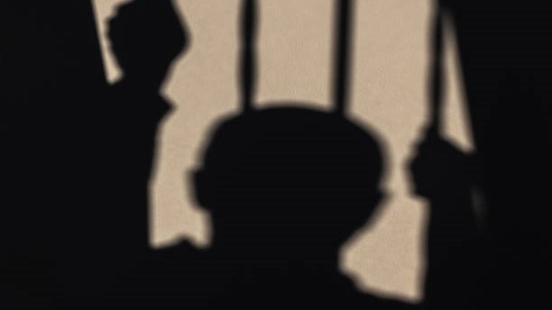 Man van Ficksburg aangekeer ná hy sy meisie met byl aanval Man van Ficksburg aangekeer ná hy sy meisie met byl aanval | News Article