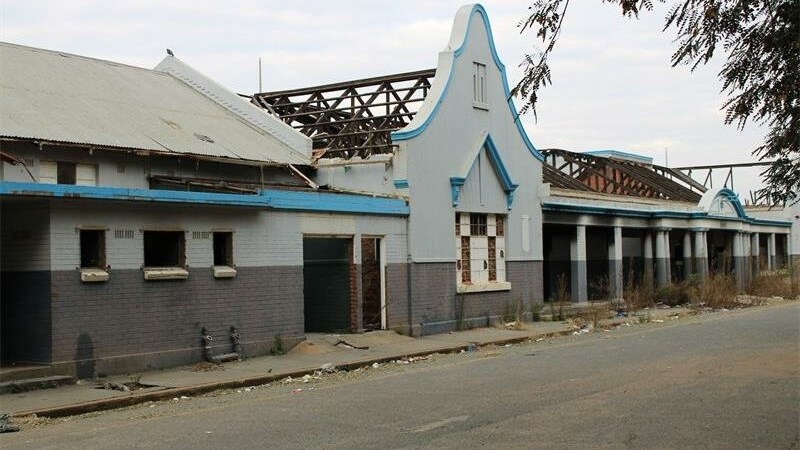 Potchefstromers gewaarsku om stasie te vermy ná skokdood | News Article