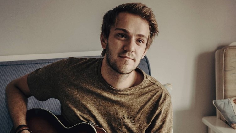 Bloemfonteiner Gerduan Kemp stel debuut-album bekend | News Article