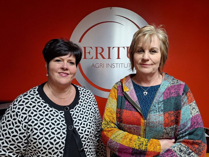 Vroue in Landbou: Peritum-leiers neem voortou | News Article