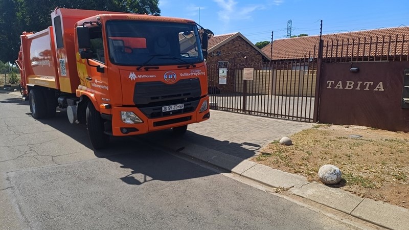 Organisasie verwyder meer as 27 t vullis in Bloemfontein Organisasie verwyder meer as 27 t vullis in Bloemfontein | News Article