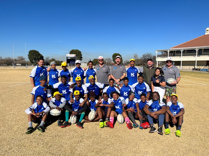 Jong rugbyspelers gestewel danksy Vrystaat Kunstefees, KykNET, ‘Toks en Tjops’ | News Article