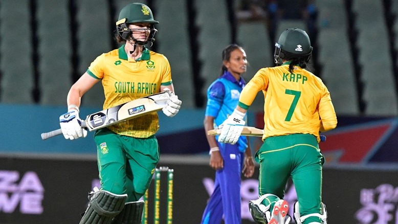 Magnificent Wolvaardt steers South Africa to victory | News Article