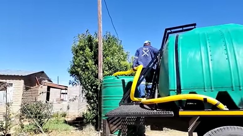 Woede, frustrasie oor droë krane in noorde van Bloemfontein Woede, frustrasie oor droë krane in noorde van Bloemfontein | News Article