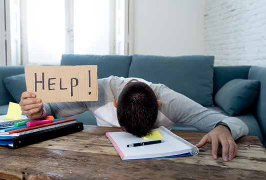 Geestesgesondheidkrisis onder studente neem toe – kenners vra dringende optrede | News Article