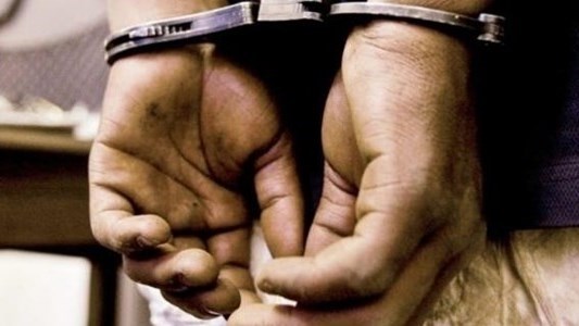 Onwettige diamanthandelaar in Bloemfonteinse pandjieswinkel vasgetrek Onwettige diamanthandelaar in Bloemfonteinse pandjieswinkel vasgetrek | News Article