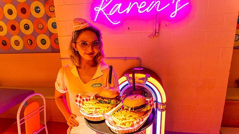 Weird Wide Web - The rudest restaurant ever! | News Article