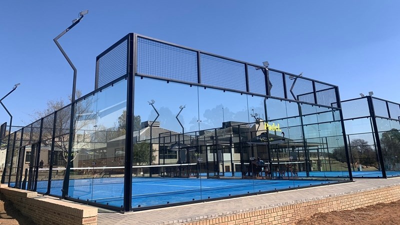 Sisters bring padel to Parys | News Article