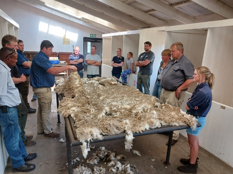 9de wolveiling van 2023/24-seisoen het plaasgevind | News Article
