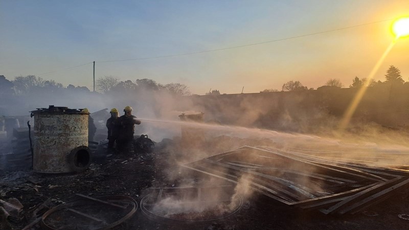 Vanderbijlpark loop deur onder veldbrande Vanderbijlpark loop deur onder veldbrande | News Article