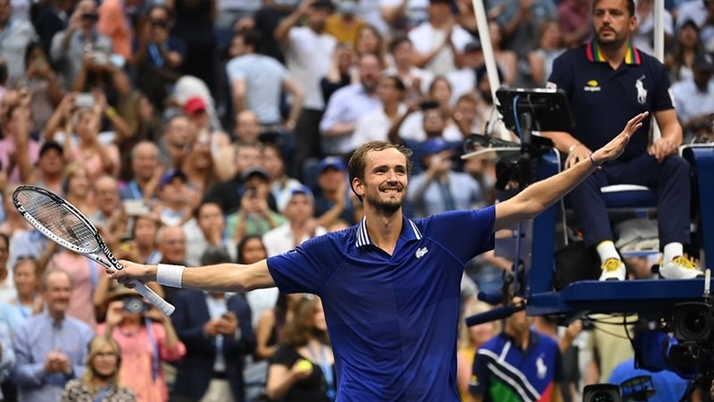 Medvedev beats Djokovic for maiden Grand Slam title Medvedev beats Djokovic for maiden Grand Slam title | News Article