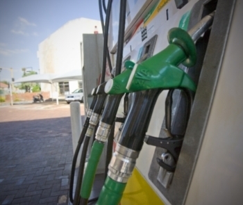 Government reviewing how price of fuel is calculated | News Article
