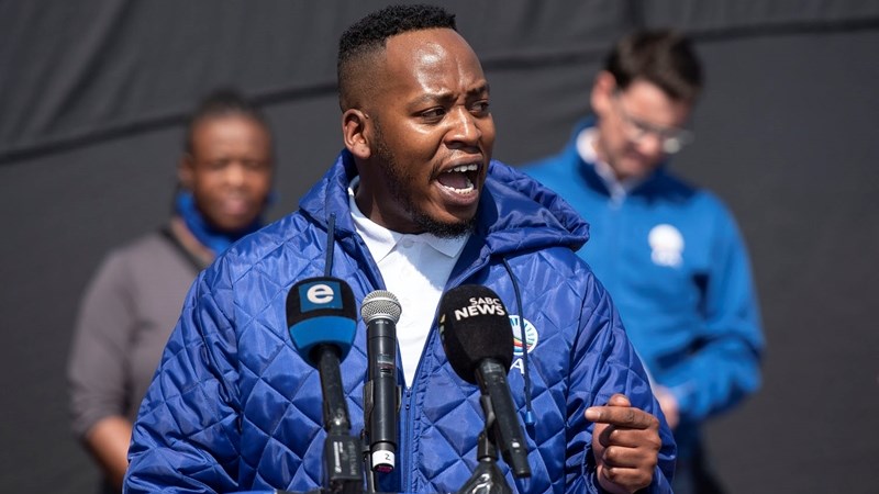 DA launches #CeleMustGo campaign | News Article