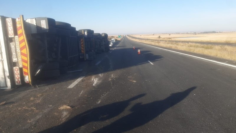 Another truck overturns on #N1 Another truck overturns on #N1 | News Article