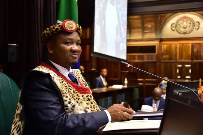 Voorsitter van Nasionale Huis van Tradisionele Khoi- en San-leiers sterf | News Article