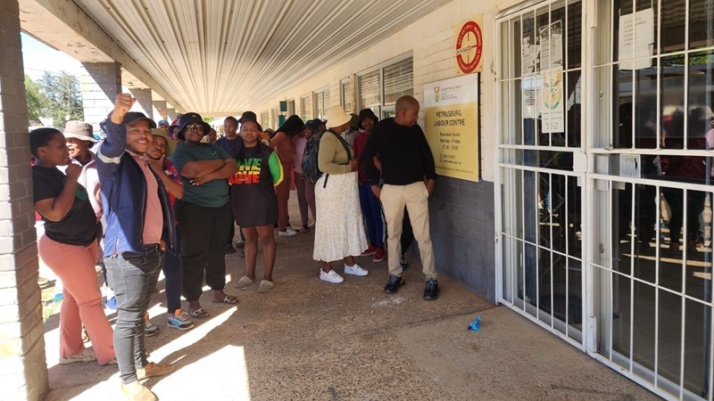 Community shuts down department of labour offices in Petrusburg over nepotism claims Community shuts down department of labour offices in Petrusburg over nepotism claims | News Article