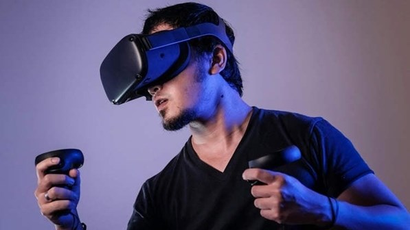 Weird Wide Web – Virtuele realiteit kan dalk sig verbeter Weird Wide Web – Virtuele realiteit kan dalk sig verbeter | News Article