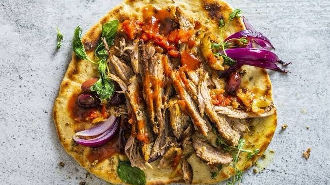 What's on the menu – Halloumi-platbrood What's on the menu – Halloumi-platbrood | News Article