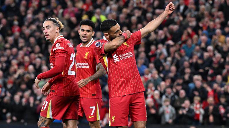 Liverpool move back to the summit Liverpool move back to the summit | News Article