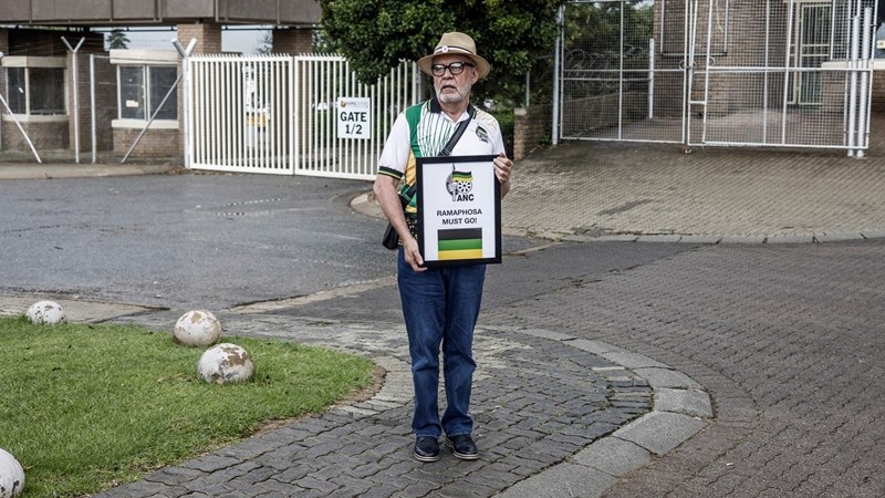 Carl Niehaus expelled from the ANC Carl Niehaus expelled from the ANC | News Article