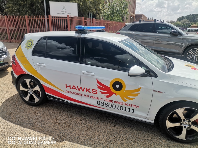Valke soek na man wat vrou uit R2 miljoen kul | News Article
