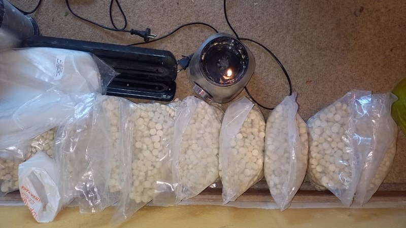Suspect arrested for manufacturing illegal drugs Suspect arrested for manufacturing illegal drugs | News Article