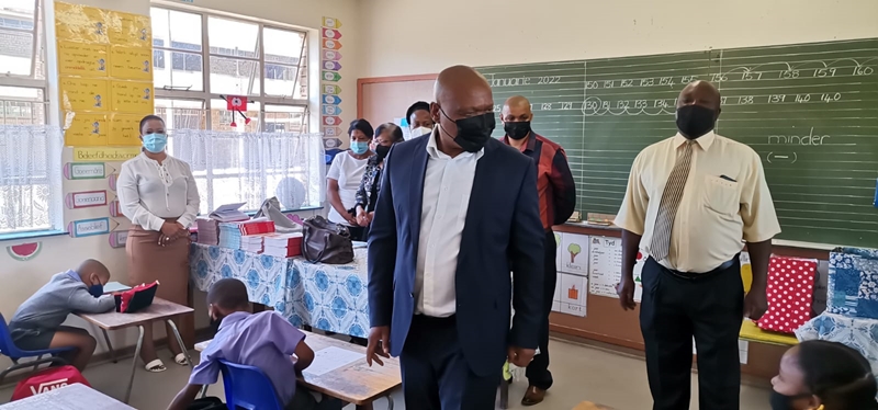 VS LUR Makgoe lui die nuwe skooljaar in met besoek, monitering - VIDEO | News Article