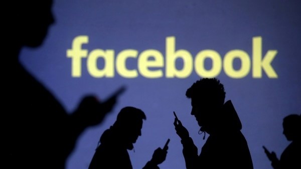'Very... meta': Twitter cracks up over Facebook rebrand | News Article