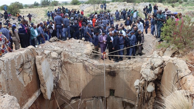 North West police, government on heels of illegal mining kingpins | News Article