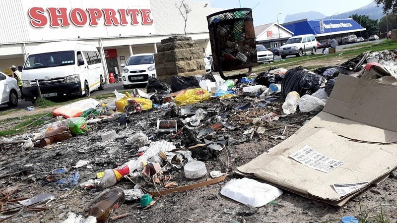 Quarter of Maluti-a-Phofung residents receive refuse removal services Quarter of Maluti-a-Phofung residents receive refuse removal services | News Article
