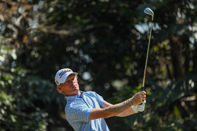 Confident Viljoen leading the pack at SunBet Challenge  | News Article