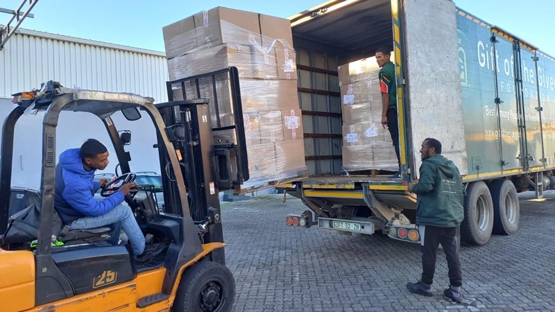 Gift of the Givers provides assistance to Northern Cape flood victims Gift of the Givers provides assistance to Northern Cape flood victims | News Article