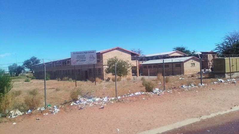 Kommer oor talle inbrake by skool in Rosedale | News Article