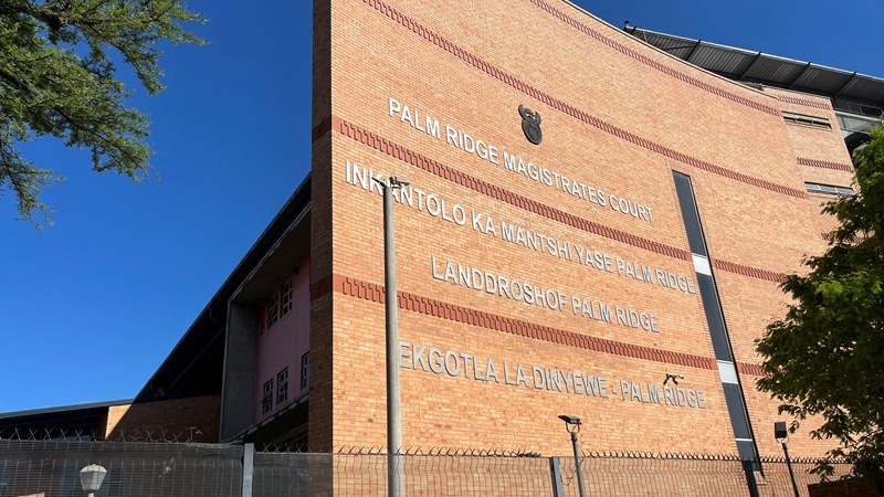 Oudwerknemers van onderwysdepartement skuldig aan bedrog, diefstal | News Article