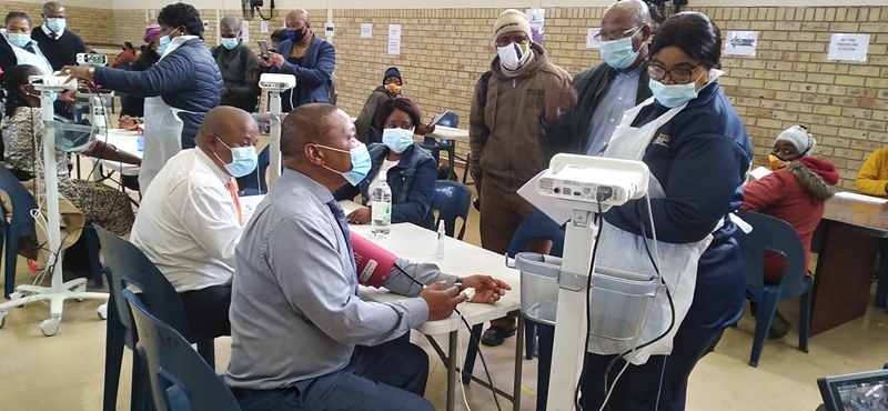 Nearly 10 000 vaccinated in FS Education sector | News Article