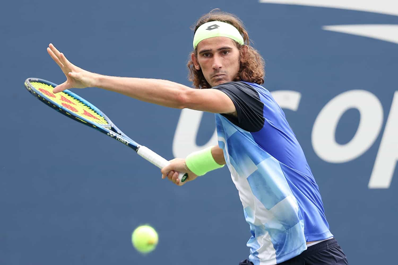 Harris in action at Estoril Open | News Article