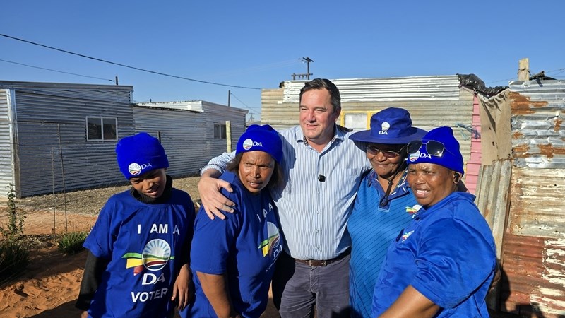 Douglas: provinsiale verkiesing kan verandering bring Douglas: provinsiale verkiesing kan verandering bring | News Article
