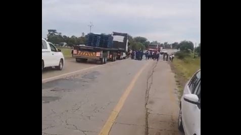 Rustenburg pupils refuse to be relocated to nearby schools, road barricaded Rustenburg pupils refuse to be relocated to nearby schools, road barricaded | News Article