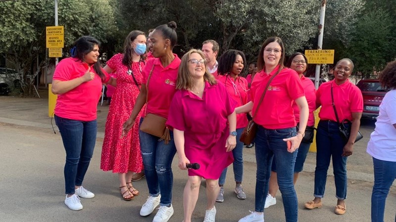 Bloemfontein oncologists celebrate 55 years of serving breast cancer patients Bloemfontein oncologists celebrate 55 years of serving breast cancer patients | News Article