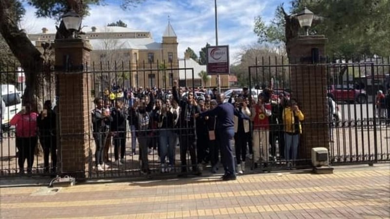 UFS student protesters walk free; others remain in police custody UFS student protesters walk free; others remain in police custody | News Article