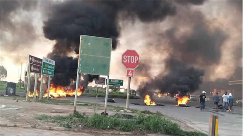 Coligny juig oor nuwe waterpompe, Lichtenburg nog droëbek | News Article