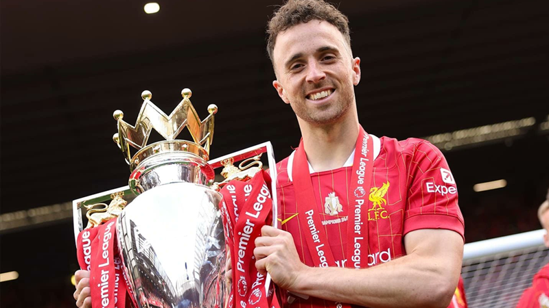 Liverpool star Diogo Jota dies in tragic car crash | News Article