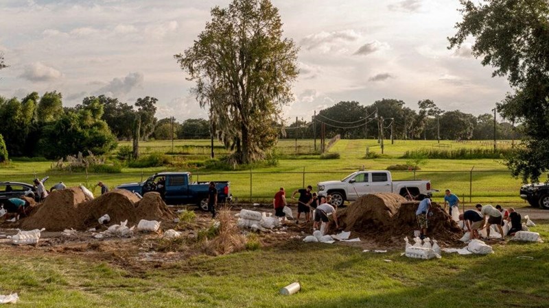 Tropical Storm Ida declared major disaster, kills one in Louisiana as New Orleans loses power | News Article
