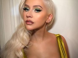 Conspiracy Corner – Did Christina Aguilera get some work done? | News Article